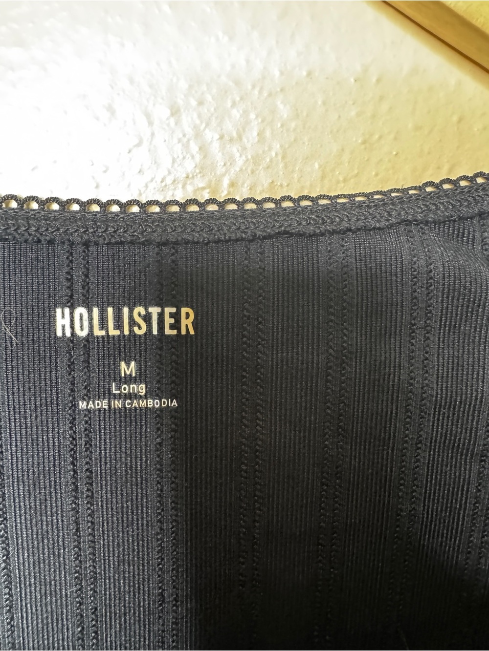 Hollister Y2K Shirt Women's Medium Black Ribbed Long Sleeve Floral Rosette - Picture 2 of 6